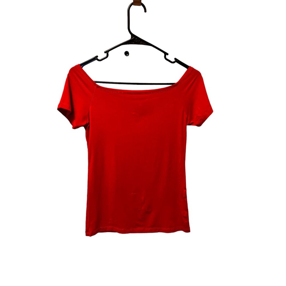 🌸3/$15🌸Bright Red Wide Neck Womens T-Shirt Small